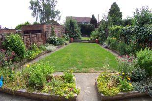 75' REAR GARDEN