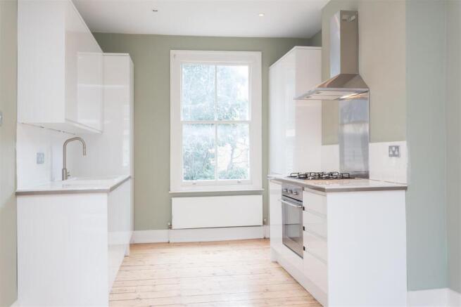 Lettings Hammersmith Sulgrave Road  - Kitchen.jpg