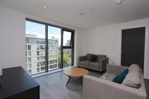 Downtown, Woden Street