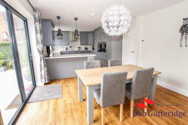 OPEN PLAN FITTED KITCHEN / DINER / FAMILY ROOM