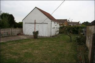 GARDENS & GARAGE