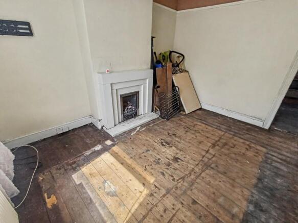 2 bed Terraced for sale Image 8