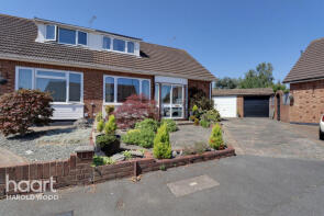 2, Chelsworth Close, Romford RM3 0ET
