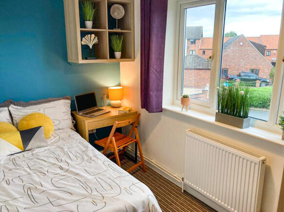 Bedroom21.jpg