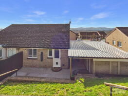 36, Fouracre Way, Newton Abbot TQ12 3RJ