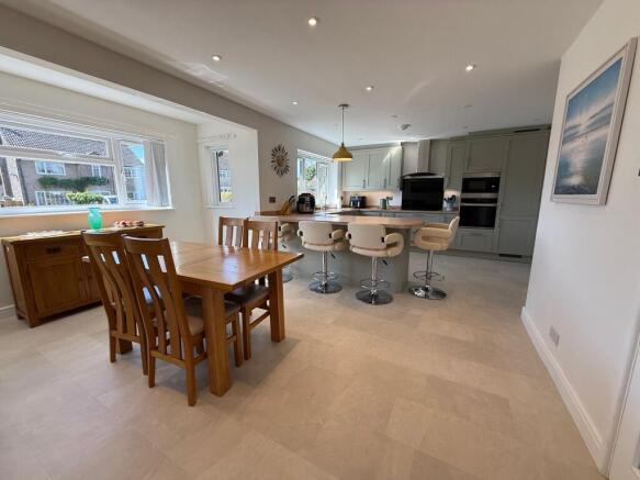 Kitchen-Dining Aspect