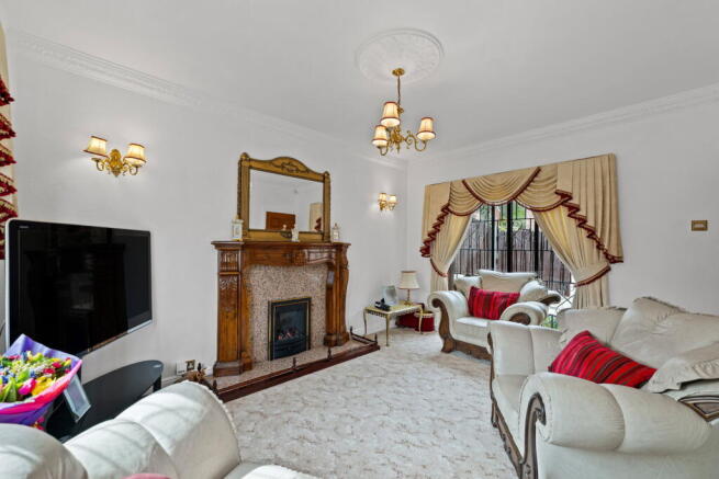 3 bed Detached Bungalow for sale Image 9