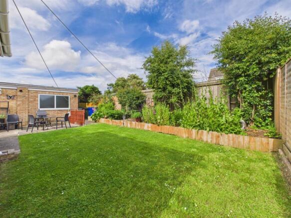 3 bed Detached Bungalow for sale Image 11