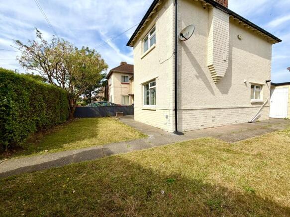 3 bed Semi-Detached for sale Image 11