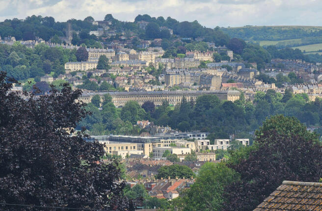 Royal Crescent views