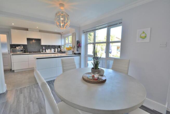 Open Plan Dining Kitchen