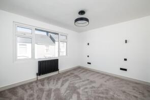 24, Craigmore Avenue, Plymouth PL2 1HX