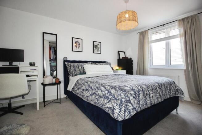 2 bed Flat for sale Image 9