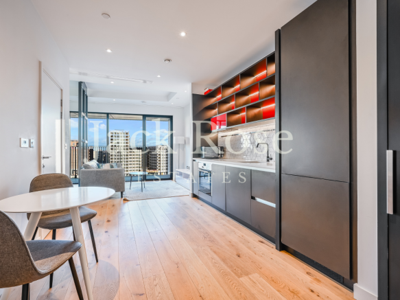 Kitchen dining