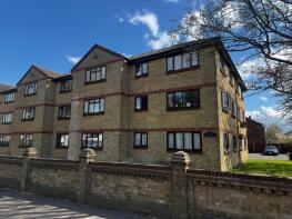 15, 174 Cloisters Court, Erith Road, Bexleyheath DA7 6LE