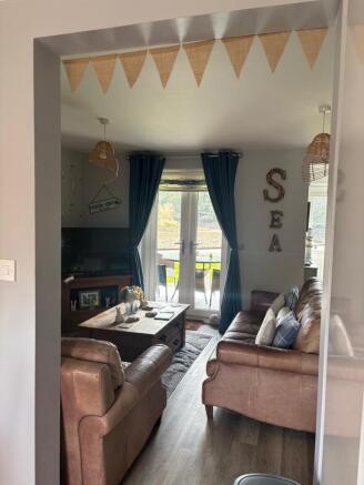 3 bed Terraced for sale Image 5