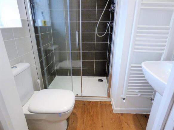 Master Ensuite 