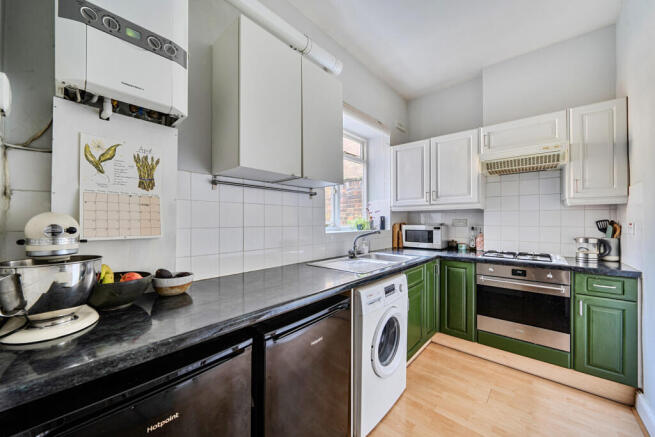 1429578-5-69bd4f8...