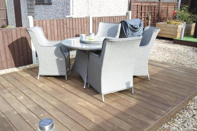 DECKING