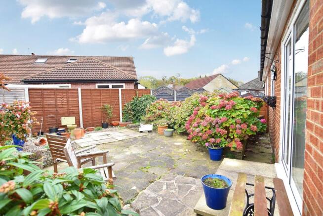 2 bed Semi-Detached Bungalow for sale Image 4