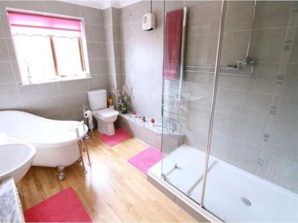 Ensuite
