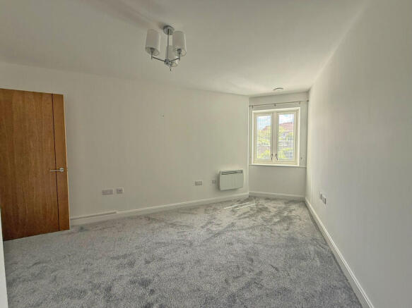 1 bed Apartment for sale Image 5