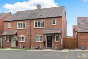 15, Spangle Way, Alcester B50 4GW