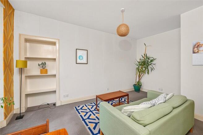 Lounge/ Kitchen Alt