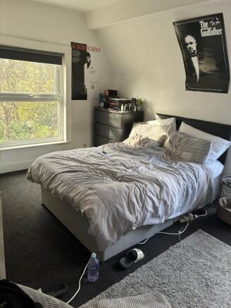 7 bed Terraced to rent Image 4