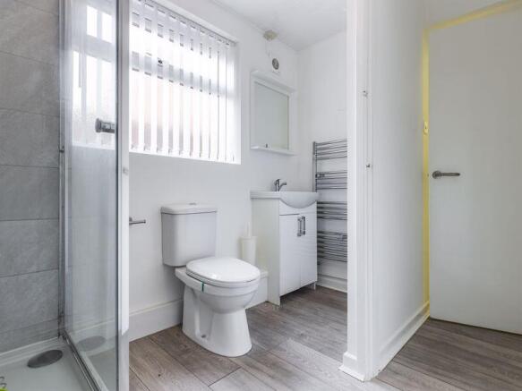 4 bed Terraced for sale Image 11
