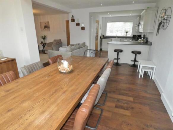 Living/Dining Kitchen
