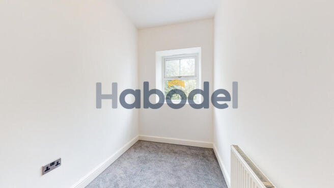 2 bed Semi-Detached to rent Image 6