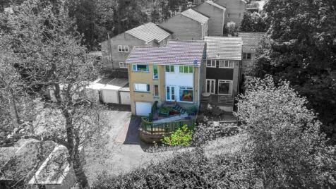 Luke Lane, Thongsbridge, Holmfirth HD9