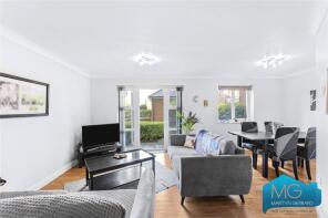 73, Glebelands Close, North Finchley, London N12 0AL