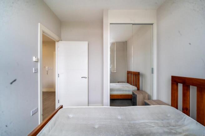 1 bed Flat for sale Image 7