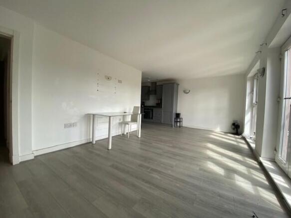 LOUNGE 2 T202605191134.jpg