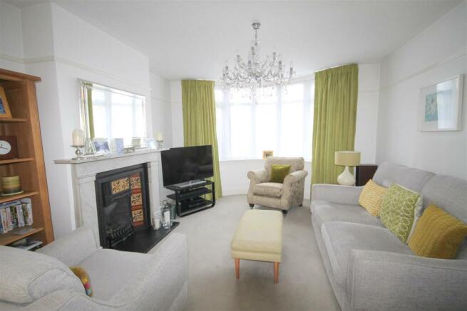 Sitting Room.JPG