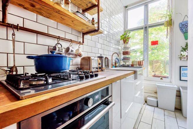 Kitchen shot 4