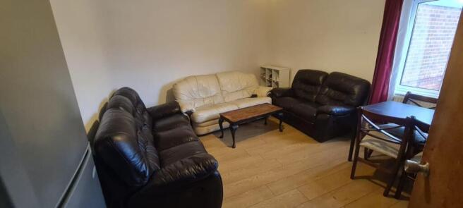 One Bed Flat Newport Road