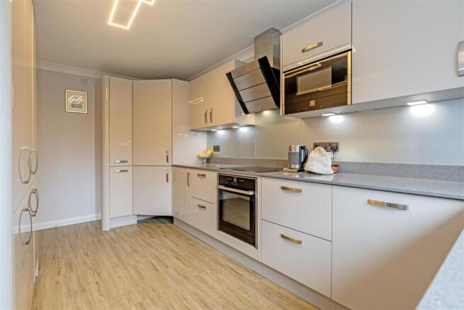 Stunning Breakfast Kitchen