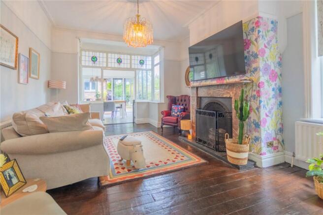 4 bed Detached for sale Image 12