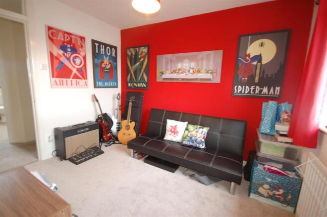 BEDROOM 3