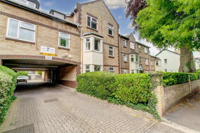 Western Court, Pontcanna, HernCrabtree_ (3).jpg