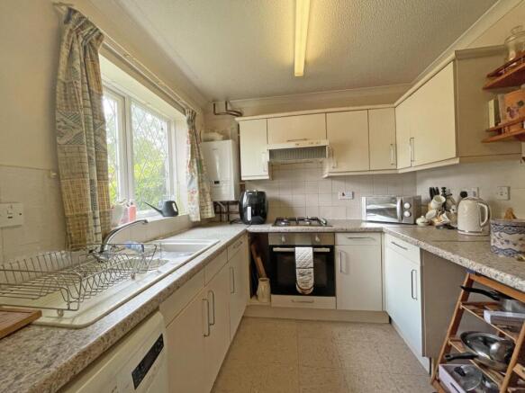 Widey Court 16 - Kitchen...jpg