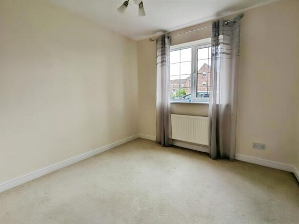 2 bed Apartment for sale Image 10