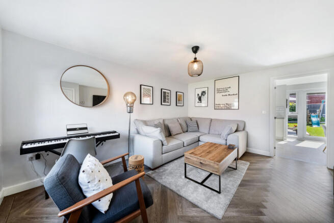 4 MOOR PARK WAY-2.jpg