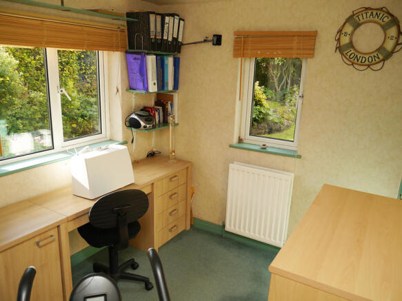 Photo 10