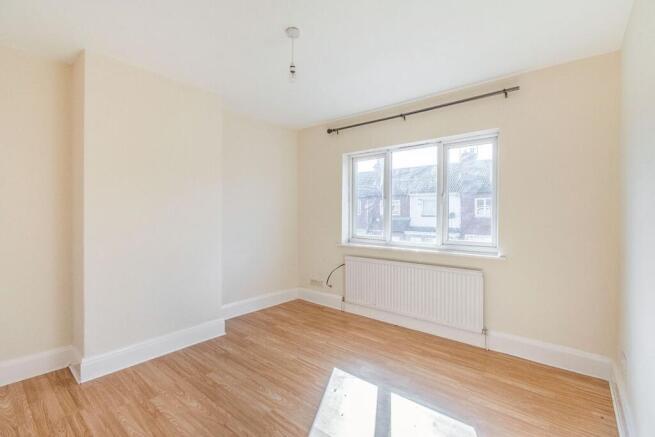 2 bed Terraced to rent Image 7