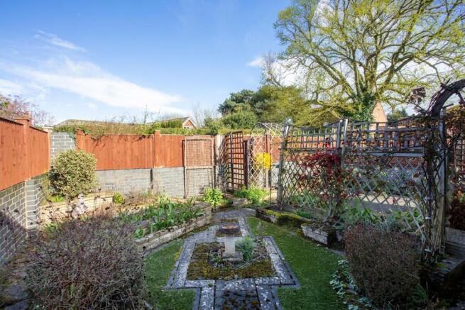 3 bed Bungalow for sale Image 10