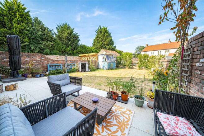 4 bed Terraced for sale Image 8